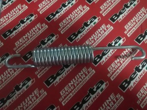 SPRĘŻYNA PODNÓŻNKI BOCZNBEJ BETA TRIAL REV 250/270 2000-2008 OEM 22.47024.000