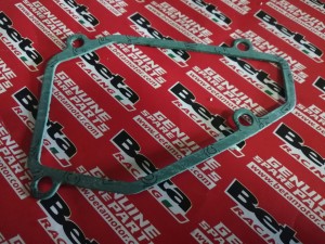 USZCZELKA LEWEJ POKRYWY ZAWORU BETA RR 250/300 2T 2013-2021 OEM 026.11.005.00.00