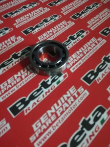 ŁOŻYSKO BĘBNA SELEKTORA DZWIGNI ZMIANY BIEGÓW BETA RR 125/200/250/300 2T OEM 1293840000 