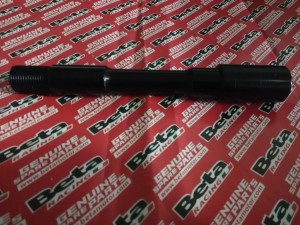 OŚKA PRZEDNIEGO KOŁA BETA EVO 125/200/250/290/300 2T/4T 2009-2021 OEM 007.41.030.00.00