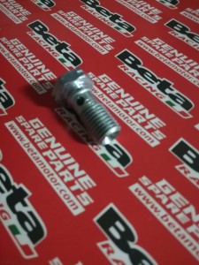 ŚRUBA PRZEWODU HAMULCOWEGO PRZÓD/TYŁ BETA RR 125/200/250/300 2T 2013-2021 OEM RR 4T 350/390/400/430/450/480/498/520 2010-2021 XRAINER 250/300 2T 2015-2021 OEM 1165053000