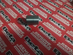 TULEJKA TYLNEJ KOSCI MOCOWANIA ANMORTYZATORA TYŁ BETA  RR 400/450/520 2005-2009 OEM 1347960000