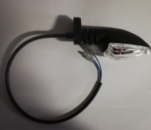 KIERUNKOWSKAZ PRZÓD LEWY / TYLNY PRAWY  XMF-XEF 125 E5 MY21-MY22/TL50 MY 2020/XEF-XXF 450 MY22 05121005 